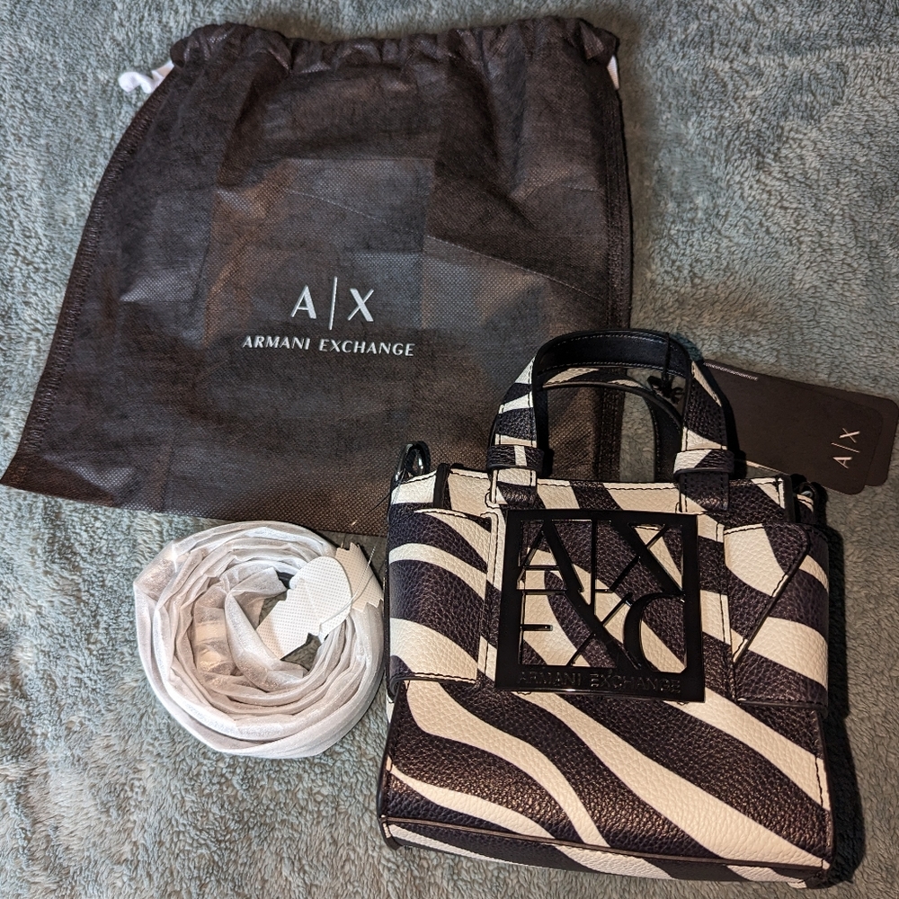 A/X ARMANI EXCHANGE zebra-print bag🦓